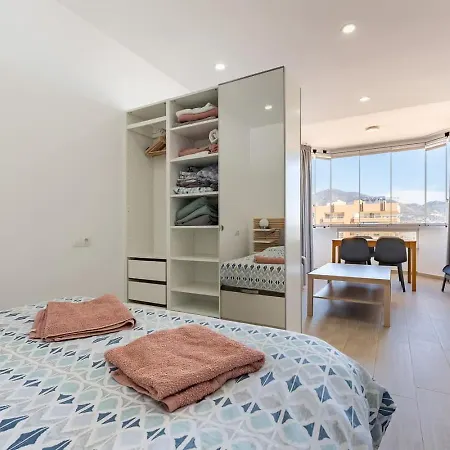Seaview With Wifi Steps To Appartement Fuengirola